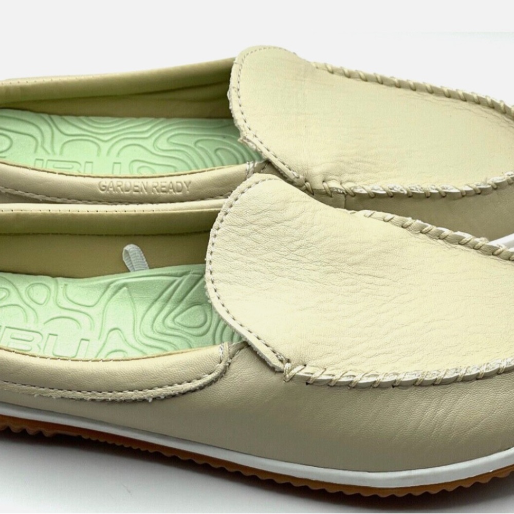 JBU Cream and Green Mules with Textured Leather